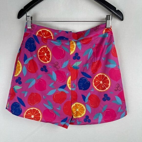 Fruit print high waisted hot shorts with side pockets pink - Picture 3 of 11